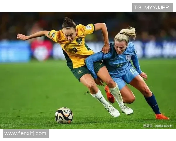 克鲁塞与巴拉竞的激烈对决揭示了足球战术与团队合作的魅力